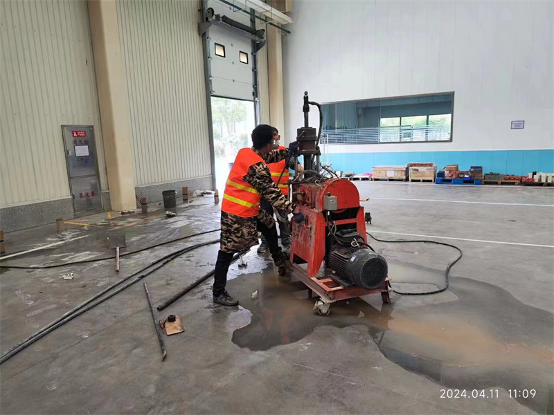 怀宁厂房地面下沉塌陷注浆加固施工